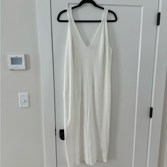 H&M Rib-Knit Dress - Picture 3 of 3